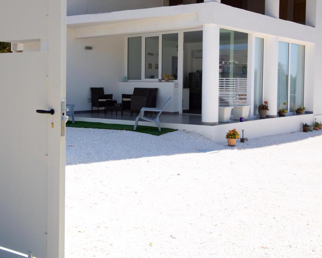 Vila White House Avola Exteriér fotografie